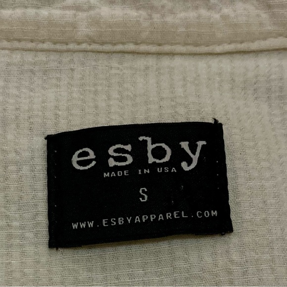 New Listing-Esby Women's Ivory Blouse - Picture 3 of 7